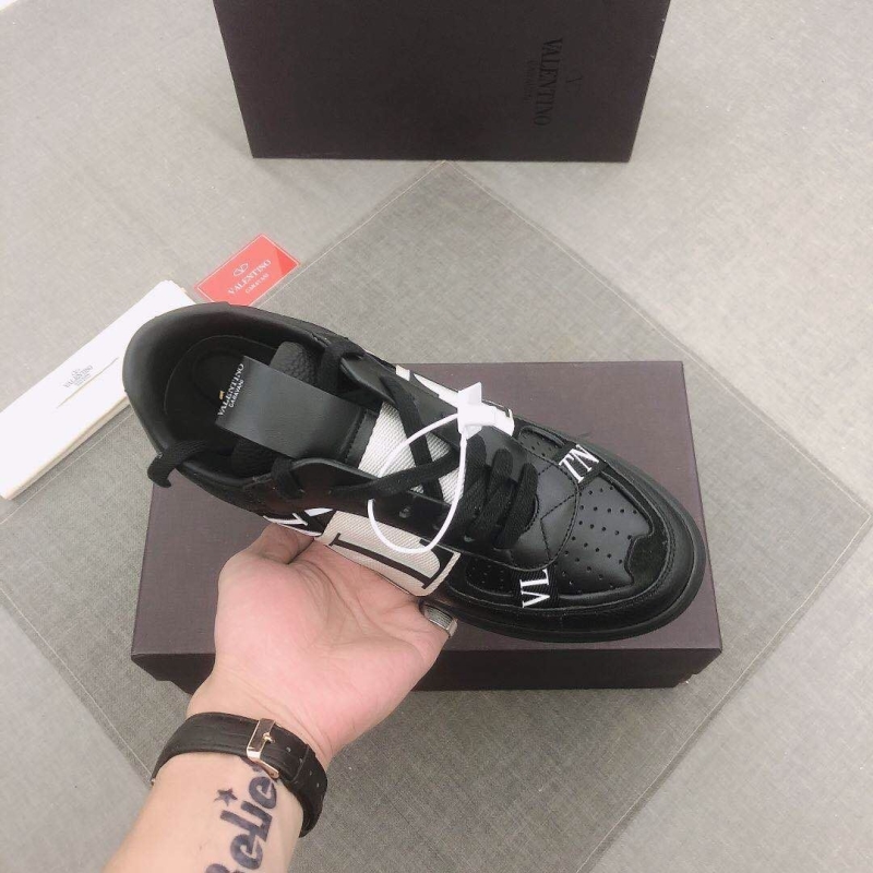 Valentino Sneakers